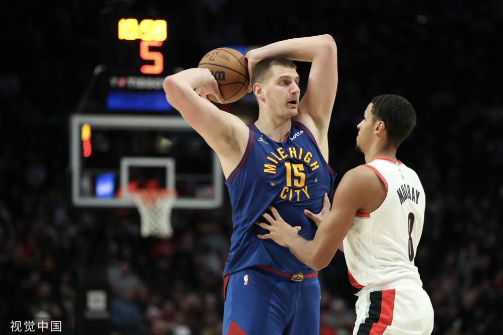 明显反差 明显反差